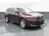 Used 2020 Kia Sorento LX w/ LX I4 Convenience Package image 3