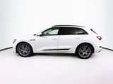 Used 2021 Audi e-tron Prestige w/ Prestige Package image 4