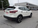 Used 2020 Nissan Rogue Sport SL image 3