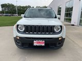 Used 2015 Jeep Renegade Latitude image 3