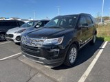 Used 2018 Ford Explorer XLT image 2