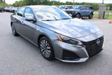 Used 2023 Nissan Altima 2.5 SV image 4