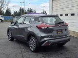 Used 2022 Nissan Kicks SV image 3