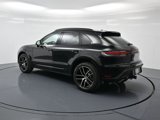 Certified 2025 Porsche Macan image 3