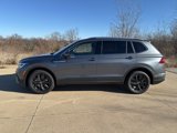 New 2024 Volkswagen Tiguan SE image 3