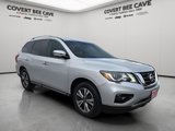 Used 2018 Nissan Pathfinder SV image 2
