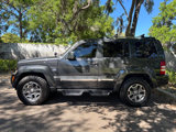 Used 2011 Jeep Liberty Sport image 2