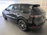 Used 2020 Porsche Cayenne image 3