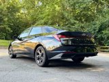Used 2022 Hyundai Elantra SEL image 4