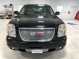 Used 2010 GMC Yukon XL Denali image 2