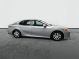 Used 2019 Toyota Camry LE image 2
