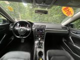 Used 2018 Volkswagen Passat 2.0T SE image 2
