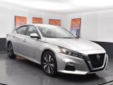 Used 2022 Nissan Altima 2.5 SV image 2