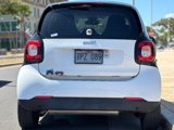 Used 2017 smart fortwo passion image 4