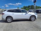 Used 2021 Buick Enclave Essence image 2