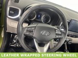 Used 2022 Hyundai Venue SEL image 5