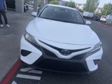 Used 2018 Toyota Camry SE image 2