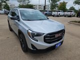 Used 2021 GMC Terrain SLE w/ Driver Convenience Package image 4