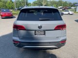 Certified 2022 Volkswagen Taos SEL w/ Panoramic Sunroof Package image 3