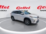 Used 2018 Toyota Highlander XLE image 2