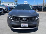 Used 2021 Kia Sorento S w/ Panoramic Sunroof Package image 3