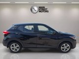 Used 2020 Nissan Kicks S image 6