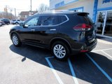 Used 2020 Nissan Rogue SV image 5