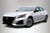 Used 2024 Nissan Altima 2.5 SV image 3