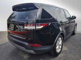 Used 2018 Land Rover Discovery SE image 5