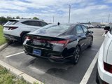 Certified 2023 Hyundai Elantra SEL w/ Convenience Package image 2