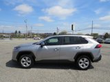Used 2020 Toyota RAV4 XLE image 2
