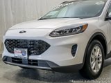 Used 2020 Ford Escape SE image 3