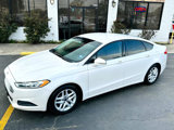 Used 2016 Ford Fusion SE image 2