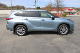 Used 2021 Toyota Highlander Limited image 6