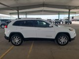 Used 2017 Jeep Cherokee Limited w/ Trailer Tow Group image 4
