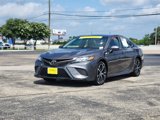 Used 2020 Toyota Camry SE image 3