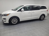 Used 2020 Kia Sedona LX image 2
