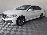 Used 2024 Volkswagen Jetta SE w/ Panoramic Sunroof Package image 4