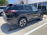 Used 2023 Nissan Rogue SV image 3