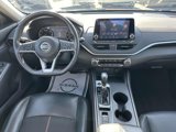 Used 2022 Nissan Altima 2.5 SR image 2