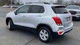 Used 2022 Chevrolet Trax LT w/ LT Convenience Package image 6