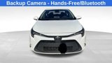 Used 2022 Toyota Corolla LE image 3