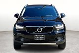 Certified 2022 Volvo XC40 T5 Momentum image 4