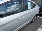 Used 2017 Hyundai Elantra SE image 3