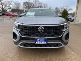 New 2025 Volkswagen Atlas Cross Sport SE image 3
