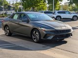 Used 2024 Hyundai Elantra Limited image 3