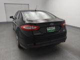 Used 2016 Ford Fusion SE w/ Equipment Group 202A image 6