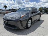 Used 2019 Toyota Prius LE image 3