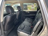 Used 2015 Nissan Pathfinder SL image 4