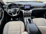 Used 2021 Ford Explorer XLT image 5